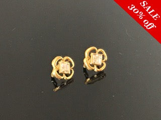 18 K.T. YELLOW GOLD LADIES CUBIC ZIRCON EARRINGS CLOVER SHAPED