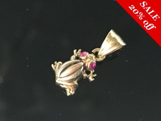 14 K.T. WHITE & ROSE GOLD LADIES FROG CHARM W/ RED EYES