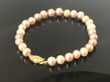 Load image into Gallery viewer, MULTI-COLORED FRESH WATER PEARL BRACELET
