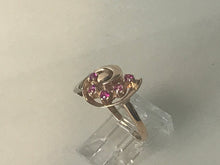 Load image into Gallery viewer, 14 K.T. ROSE &amp; WHITE GOLD LADIES ANTIQUE/ESTATE JEWELRY RING
