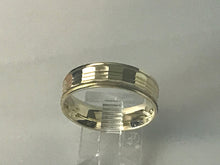 Load image into Gallery viewer, 14 K.T. YELLOW GOLD LADIES WEDDING BAND
