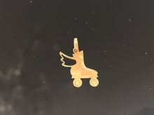 Load image into Gallery viewer, 14 K.T. YELLOW GOLD LADIES CHARM SINGLE ROLLER SKATE CHARM
